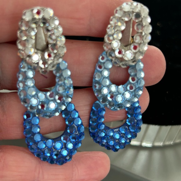 VINTAGE BELLINI 3 HALLOW DROP ROYAL BLUE, BLUE SKY, CLEAR SWAROFSKI CRYSTAL CLIP - Picture 2 of 11